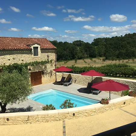 Penzion Clos De Ginaillac - Ensemble De 2 D'hotes Et 1 Pouvant Accueillir 6 Personnes 3*